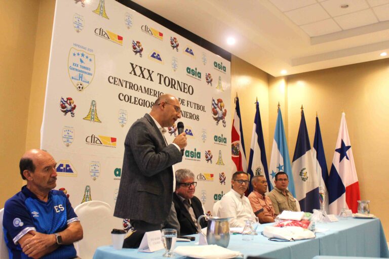 Congresillo de entrada XXX Torneo Centroamericano Colegios de Ingenieros
