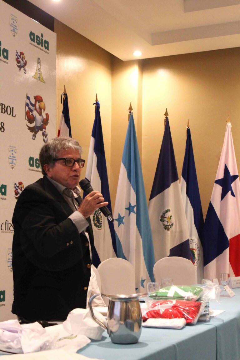 Congresillo de entrada XXX Torneo Centroamericano Colegios de Ingenieros